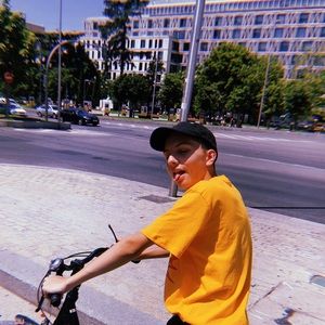 Meet your Posher, Derek